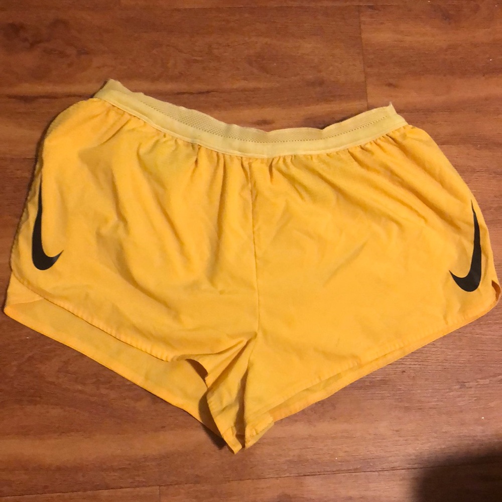 Nike aeroswift race